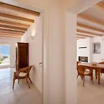 Donum Dei Seaside & *