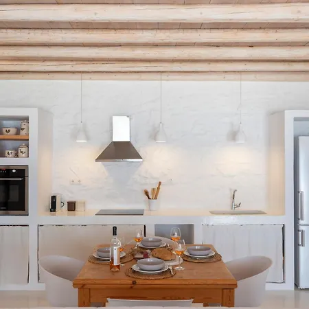 Donum Dei Seaside Suites&villa *