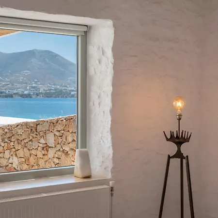 Donum Dei Seaside Suites&villa Krotiri