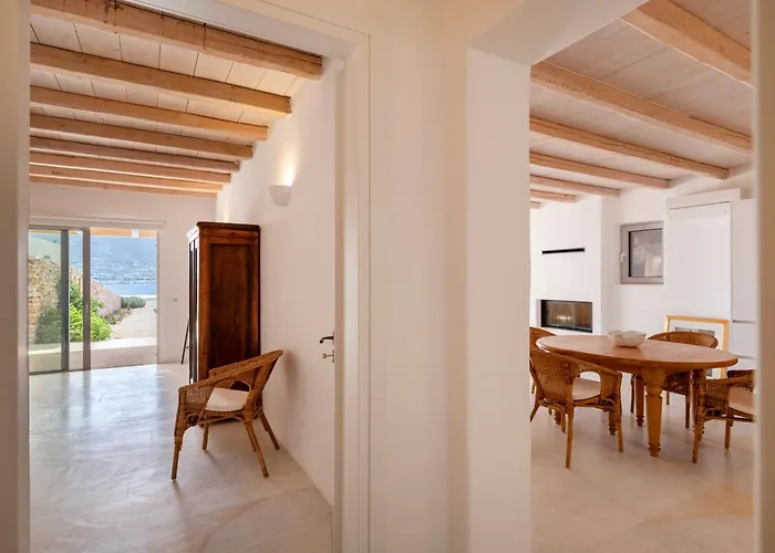 Donum Dei Seaside & *