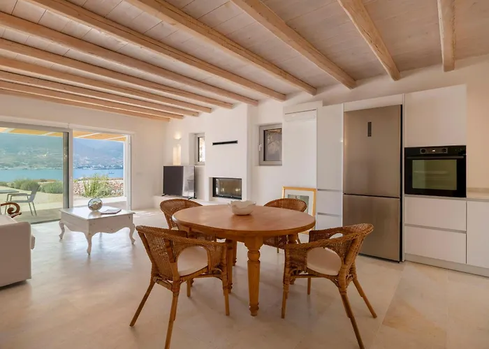 Apartamento Donum Dei Seaside & Krotiri